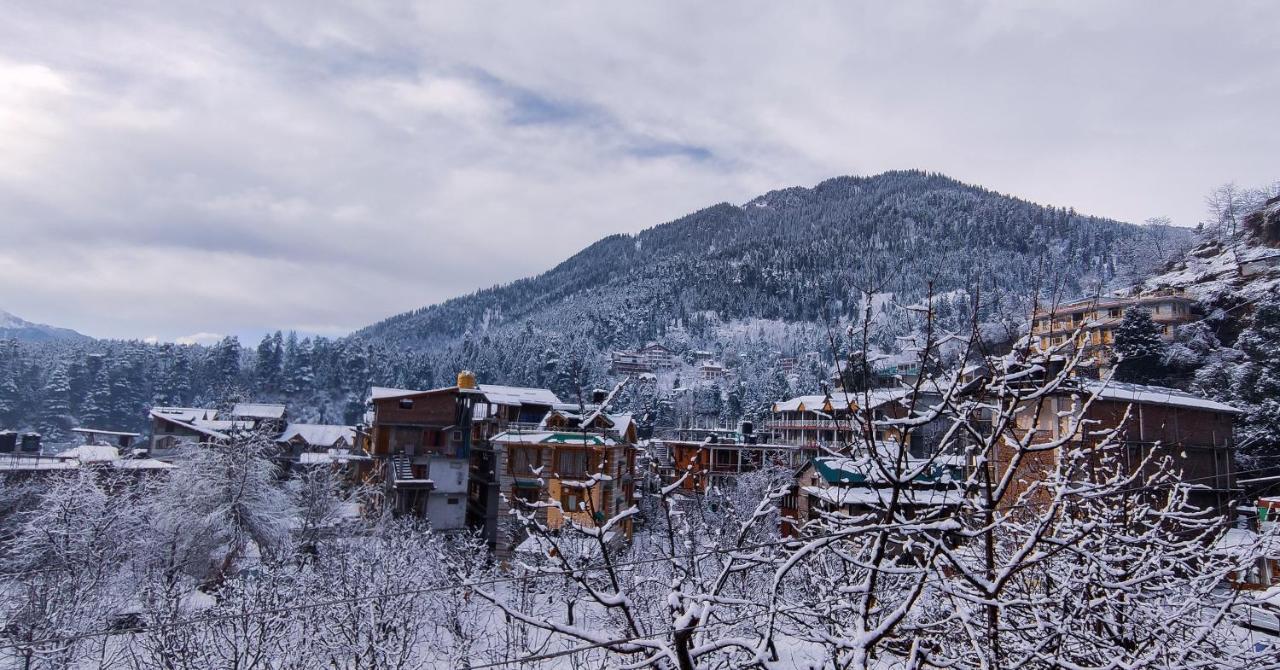 YOLO Backpackers - Manali OG Vandrarhem Exteriör bild