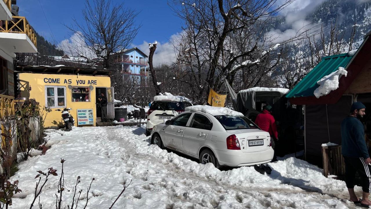 YOLO Backpackers - Manali OG Vandrarhem Exteriör bild